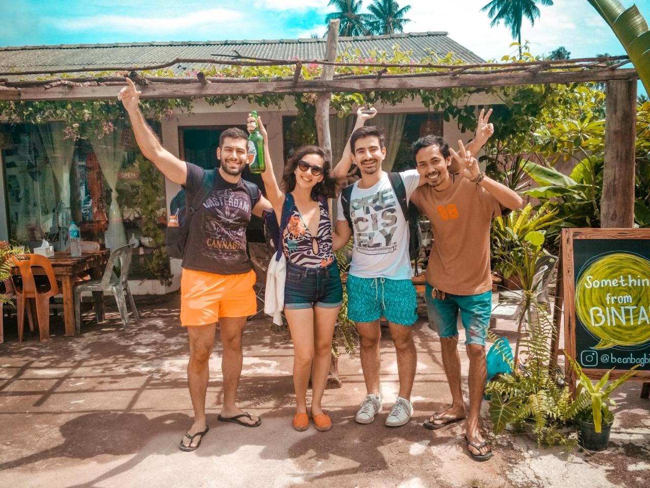 Beanbag Bintan Backpacker Hostel Kangkakawal ภายนอก รูปภาพ