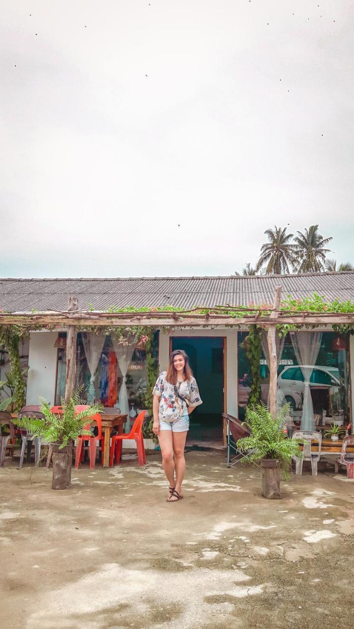 Beanbag Bintan Backpacker Hostel Kangkakawal ภายนอก รูปภาพ